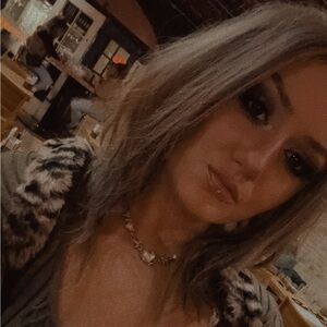 Meet your Posher, Jenna